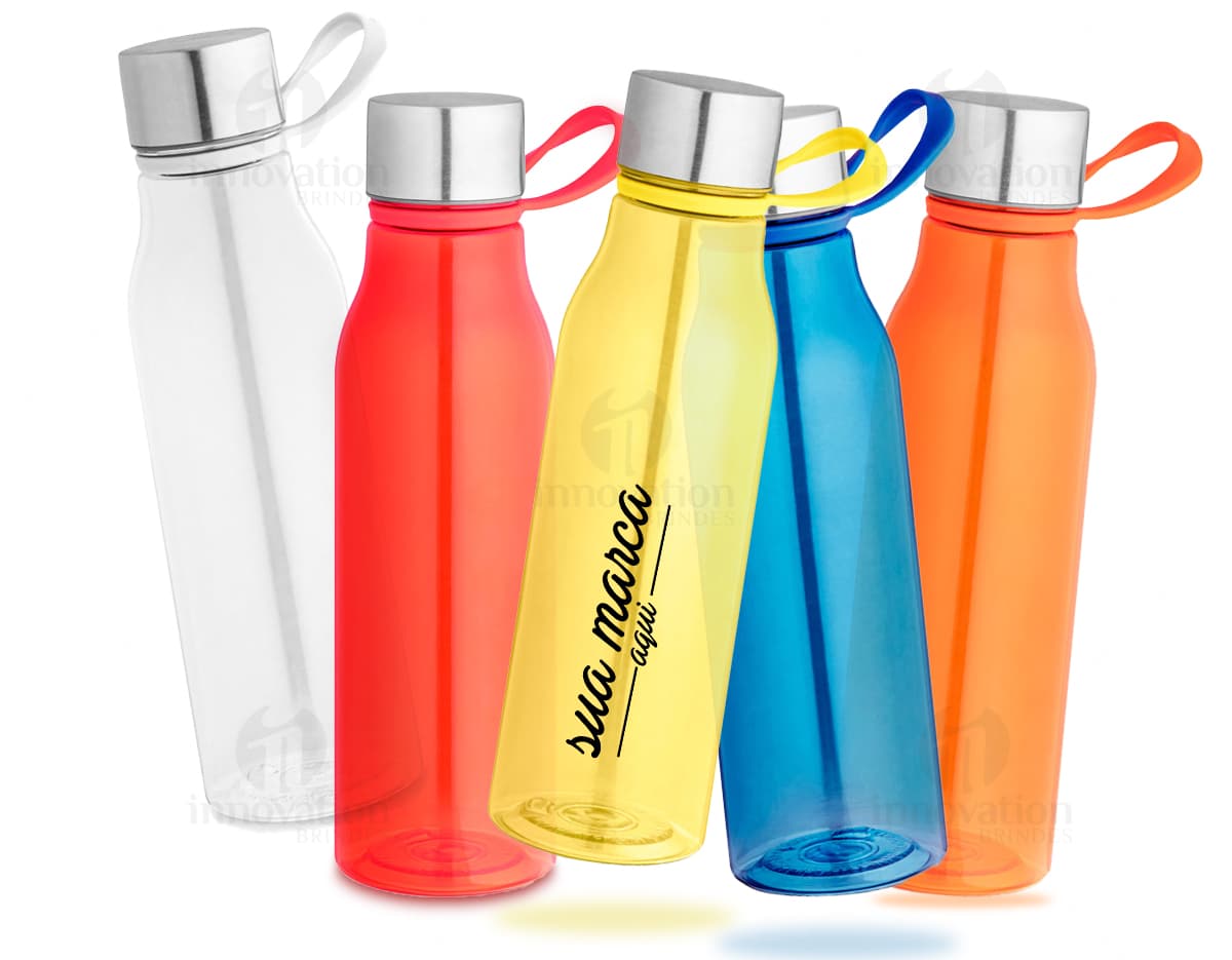 Squeeze de metal na cor prata, capacidade de 500ml - 01. Squeeze de metal na cor prata, capacidade de 500ml - 01.
