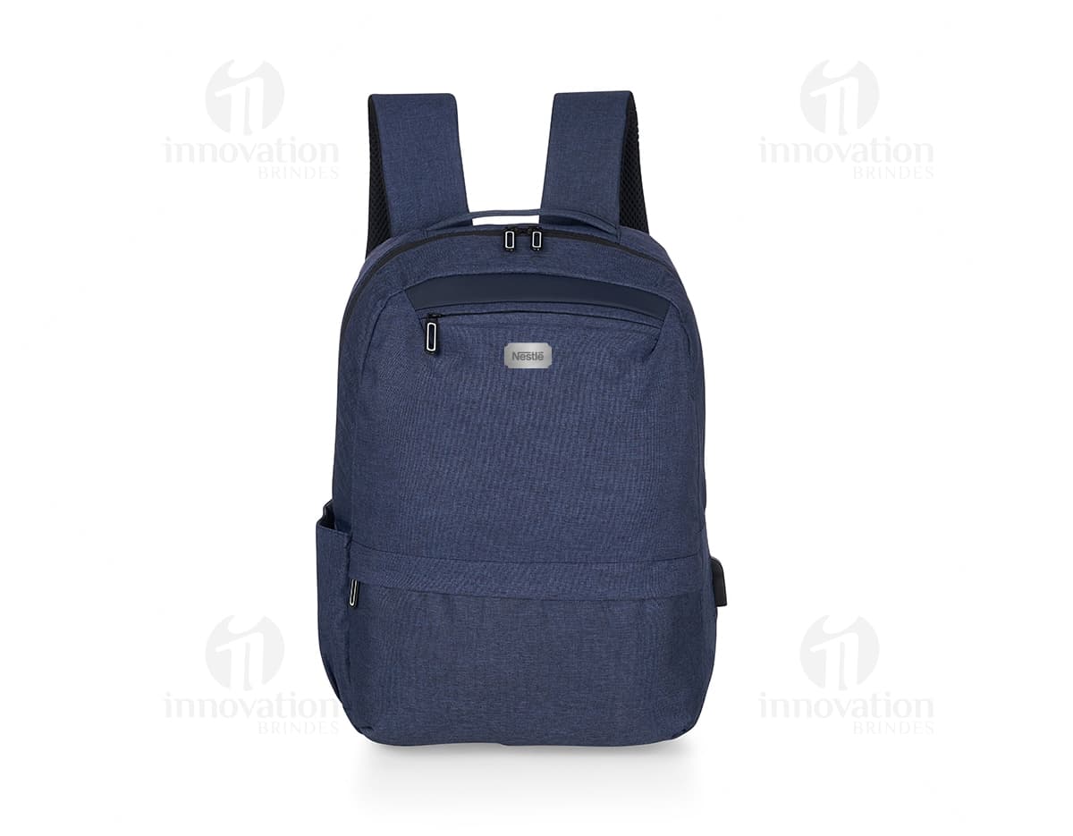 Mochila para notebook feita de poliéster na cor azul escuro. Mochila para notebook feita de poliéster na cor azul escuro.