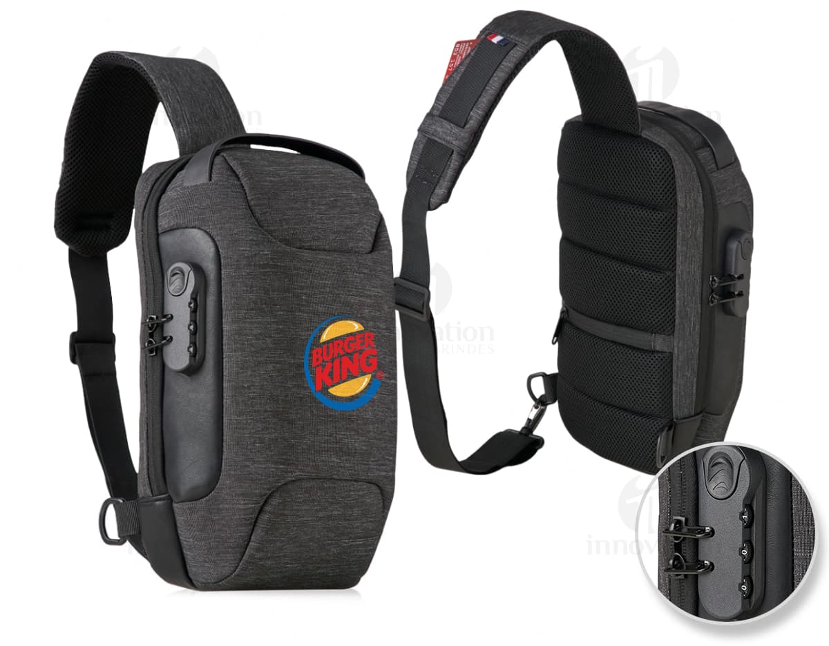 Kit com 6 porta copos em formato redondo, de diversos estilos e estampas coloridas. Os porta copos são feitos de material resistente e possuem acabamento brilhante. Kit com 6 porta copos em formato redondo, de diversos estilos e estampas coloridas. Os porta copos são feitos de material resistente e possuem acabamento brilhante.