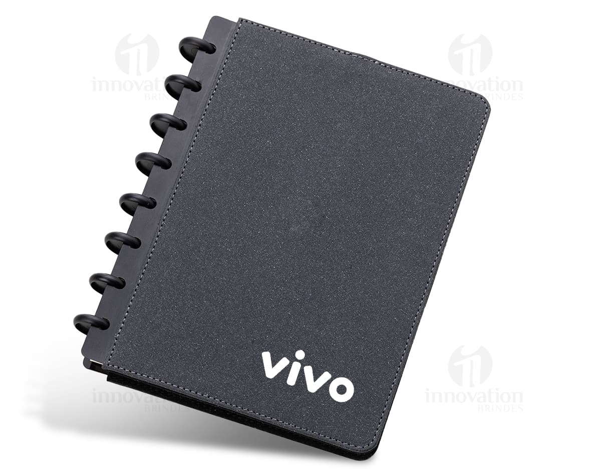 Kit com 6 porta copos em cores variadas, feitos de silicone resistente. Kit com 6 porta copos em cores variadas, feitos de silicone resistente.