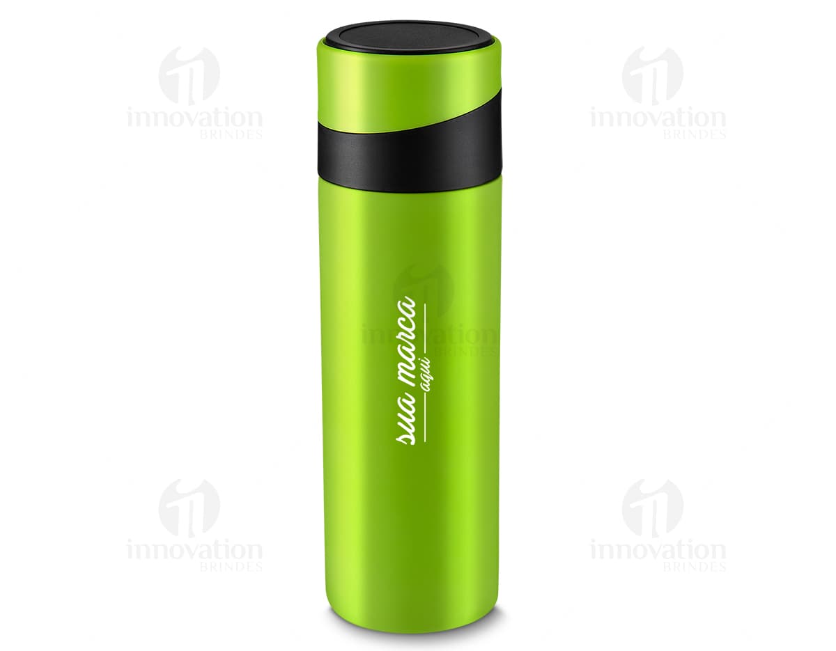 Kit com 6 porta copos em formato quadrado, cada um com estampa de paisagens naturais diferentes. Os porta copos são feitos de material resistente e possuem bordas arredondadas. Kit com 6 porta copos em formato quadrado, cada um com estampa de paisagens naturais diferentes. Os porta copos são feitos de material resistente e possuem bordas arredondadas.