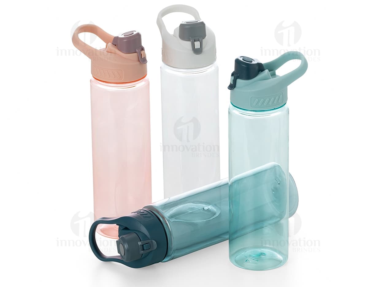 Kit com 6 porta copos em diferentes cores e estampas, feitos em material resistente e antiderrapante. Ideal para proteger superfícies de mesas e balcões. Kit com 6 porta copos em diferentes cores e estampas, feitos em material resistente e antiderrapante. Ideal para proteger superfícies de mesas e balcões.
