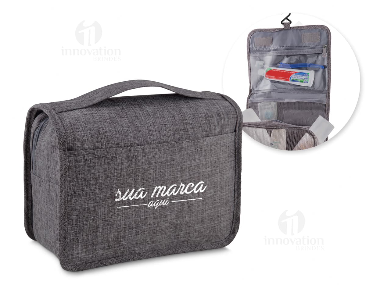 Necessaire de algodão com detalhes em cortiça. Necessaire de algodão com detalhes em cortiça.