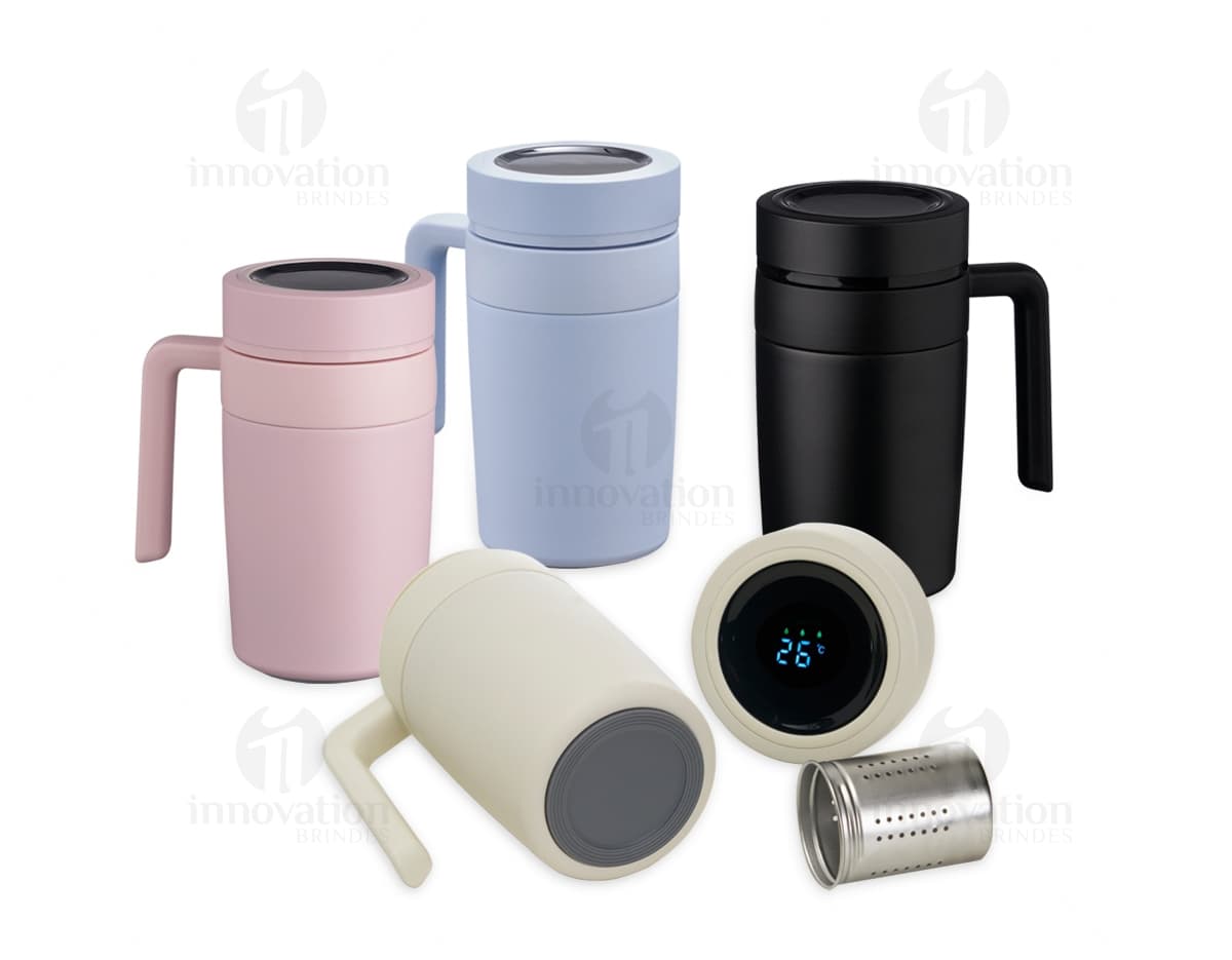 Kit com 6 porta copos de diferentes cores e estampas decorativas. Kit com 6 porta copos de diferentes cores e estampas decorativas.