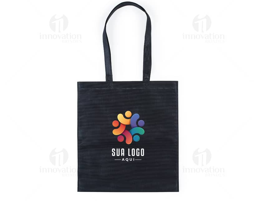 Kit com 6 porta copos em diferentes cores e estampas, feitos de material resistente.