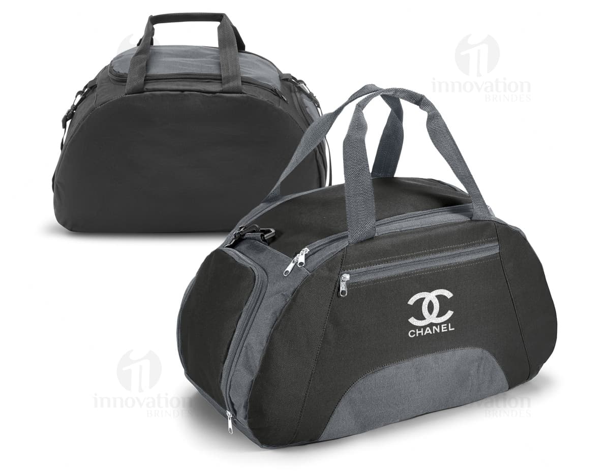 Bolsa esportiva com divisória interna. Bolsa esportiva com divisória interna.