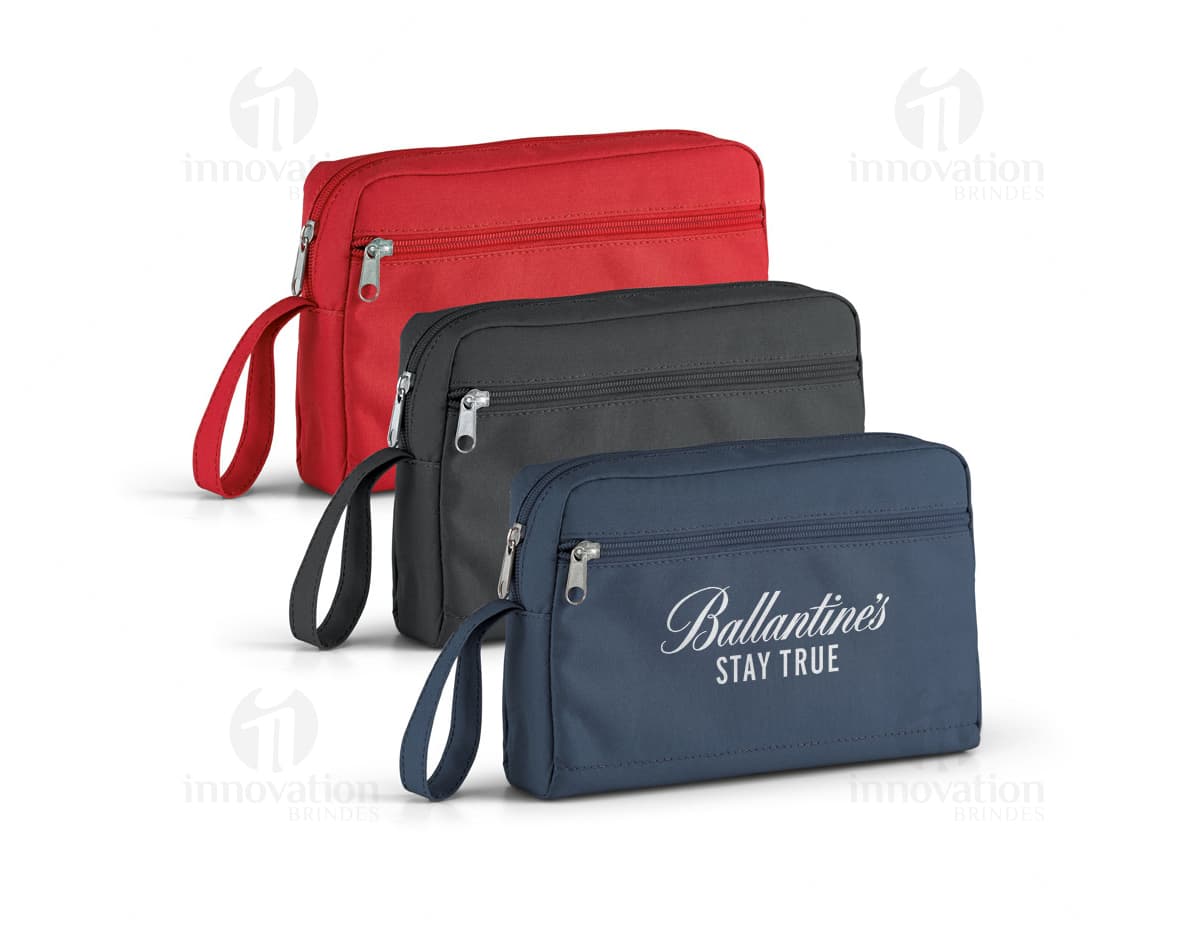 Bolsa térmica 600D removível 14 litros na cor preta, com alça ajustável e fecho de zíper. Bolsa térmica 600D removível 14 litros na cor preta, com alça ajustável e fecho de zíper.