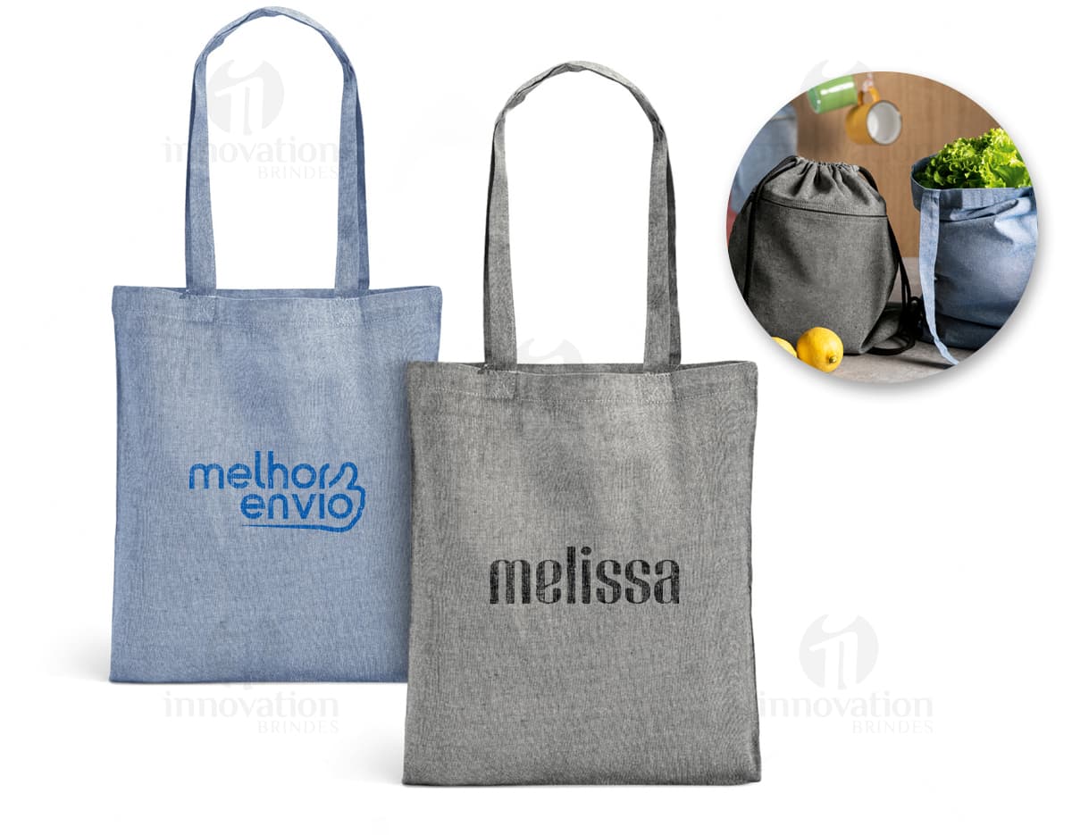 Kit com 6 porta copos de diferentes cores e padrões geométricos em fundo branco. Kit com 6 porta copos de diferentes cores e padrões geométricos em fundo branco.