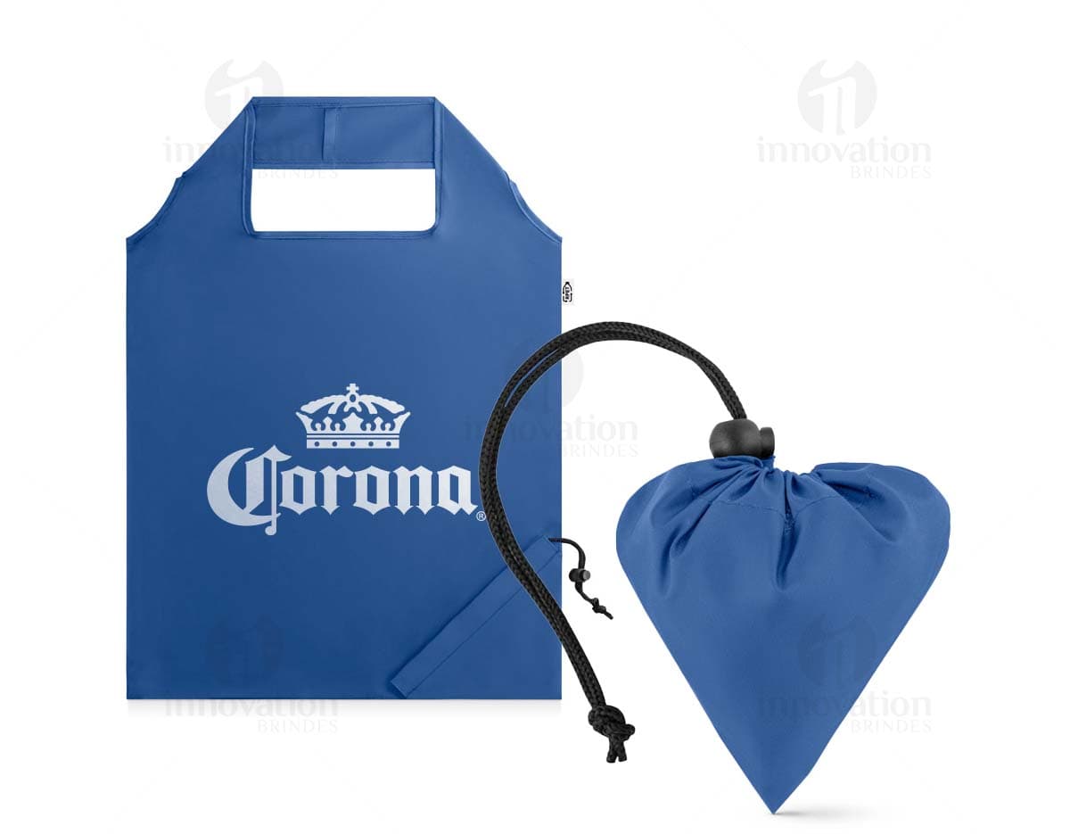 Kit com 6 porta copos de diferentes cores e estampas variadas em forma de círculo sobre uma mesa de madeira. Kit com 6 porta copos de diferentes cores e estampas variadas em forma de círculo sobre uma mesa de madeira.