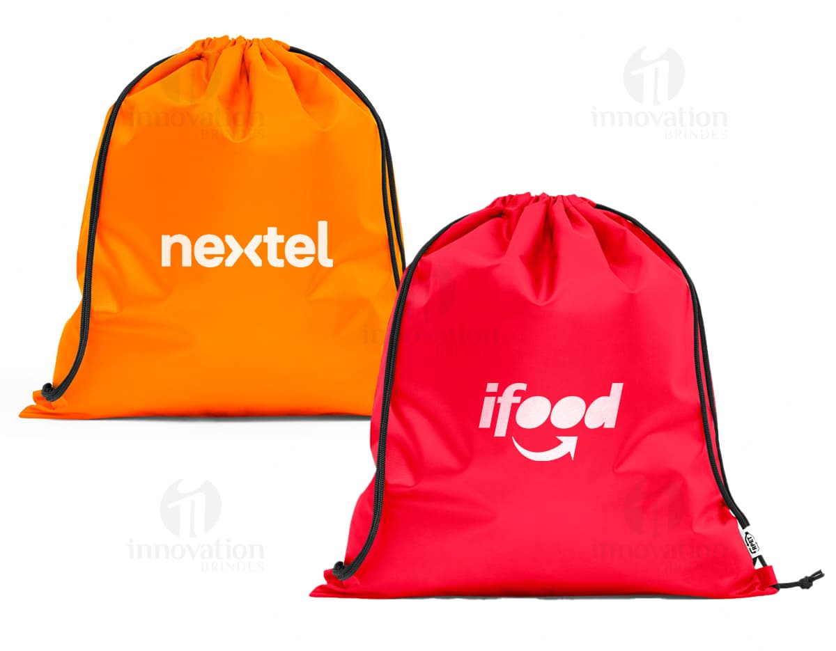 Mochila saco com alças de poliéster em cores modernas e design elegante, perfeita para compras, viagens ou decorar o escritório. Mochila saco com alças de poliéster em cores modernas e design elegante, perfeita para compras, viagens ou decorar o escritório.