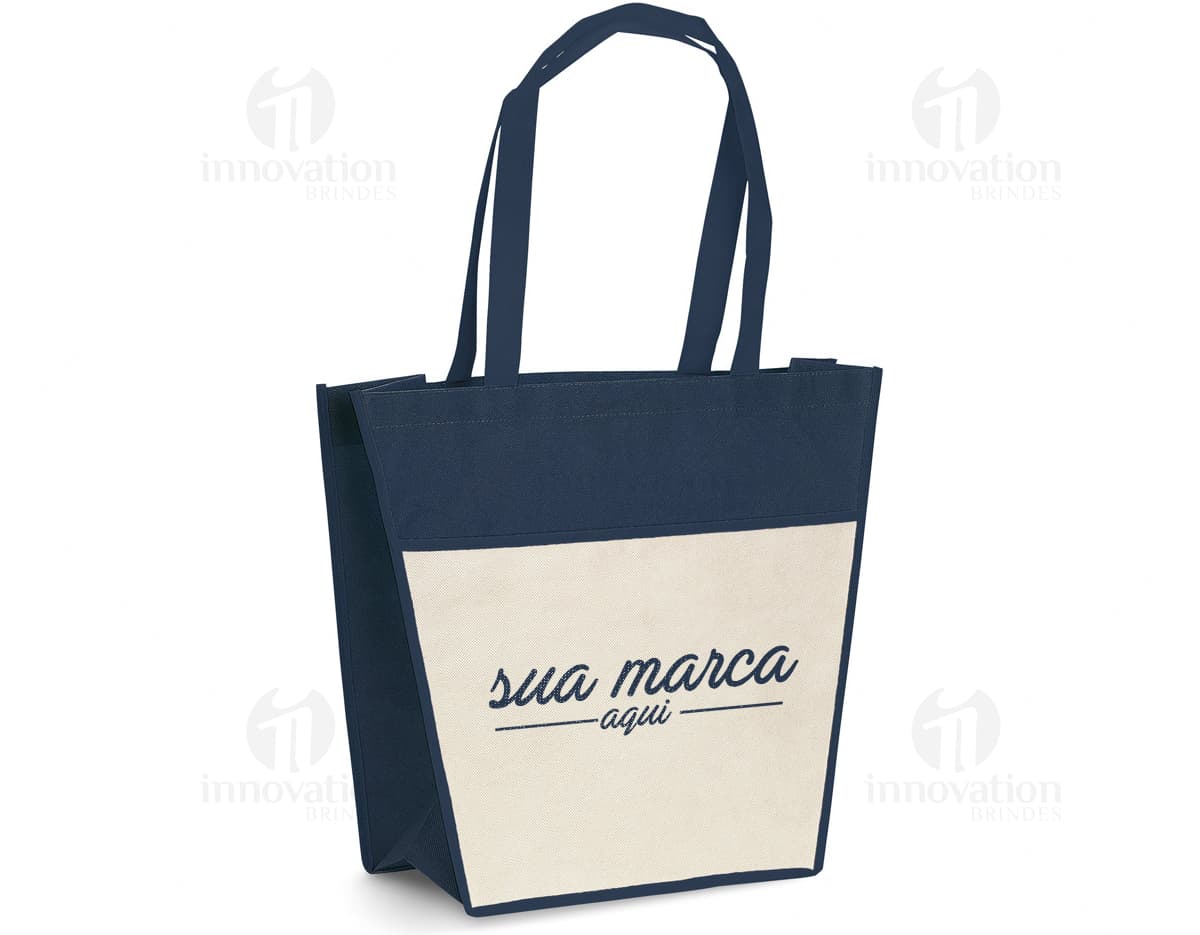 Pen drive de 8GB com design de cristal e bambu. Pen drive de 8GB com design de cristal e bambu.