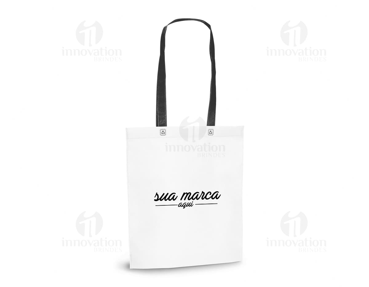 Canivete em aço inoxidável e metal. Canivete em aço inoxidável e metal.