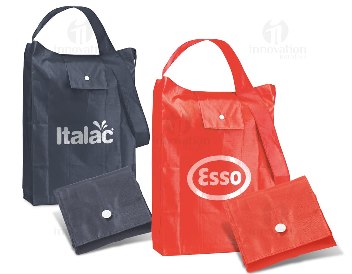 Kit com 6 porta copos em cores variadas, feitos de material resistente e com textura antiderrapante. Kit com 6 porta copos em cores variadas, feitos de material resistente e com textura antiderrapante.
