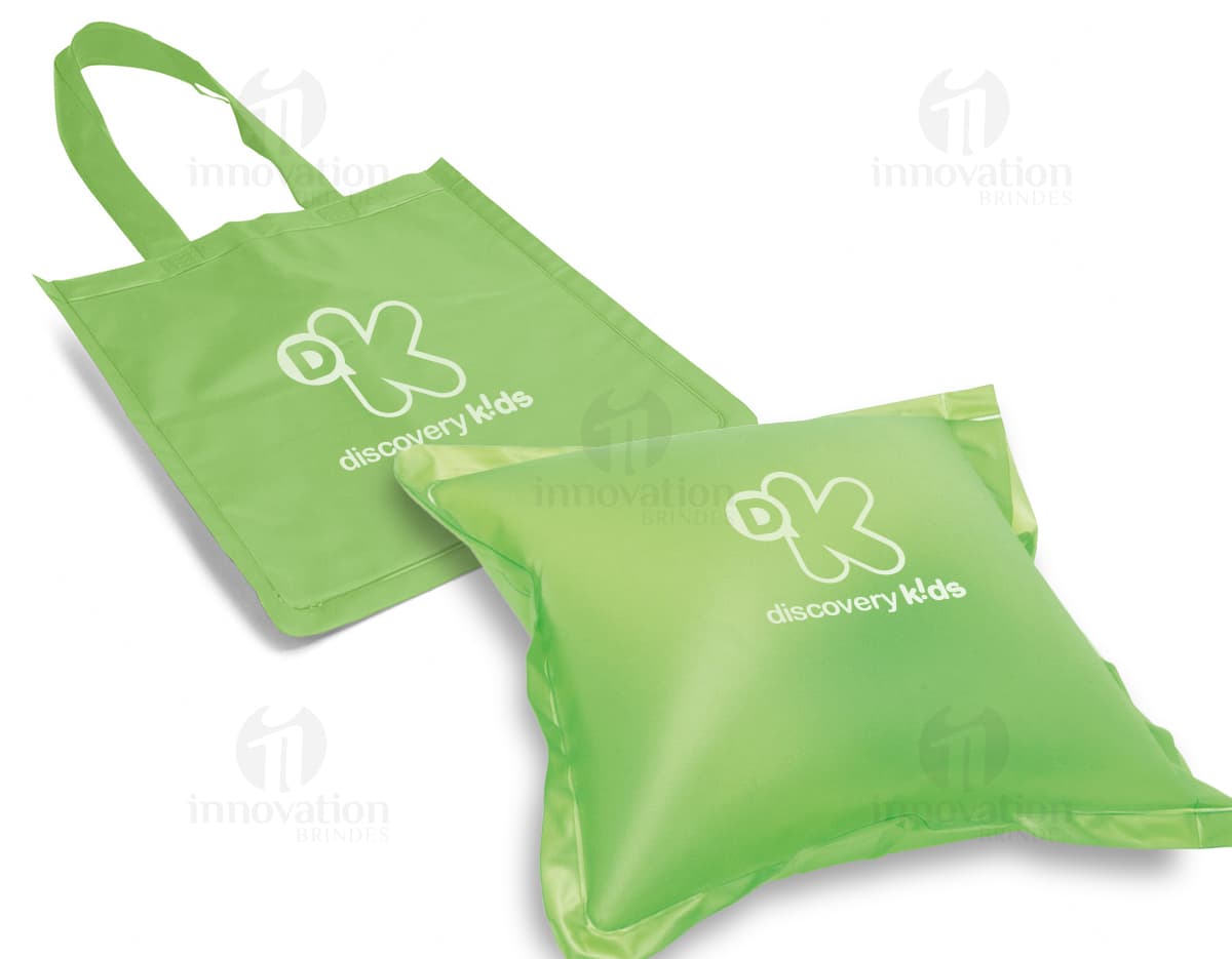 Kit com 6 porta copos de cores sortidas. Kit com 6 porta copos de cores sortidas.
