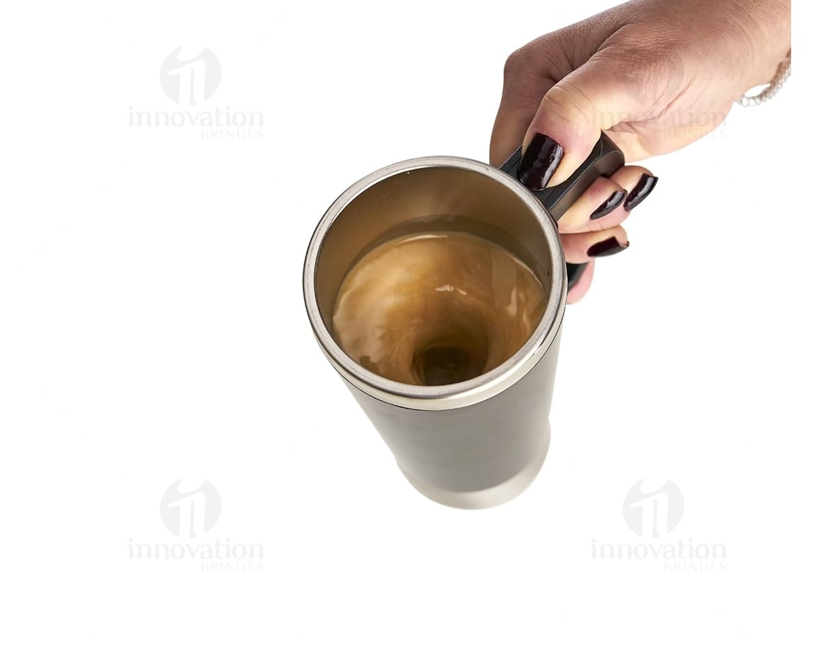 Caneca térmica Mixer de 400ml em aço inoxidável, com tampa e mixer embutido. Caneca térmica Mixer de 400ml em aço inoxidável, com tampa e mixer embutido.