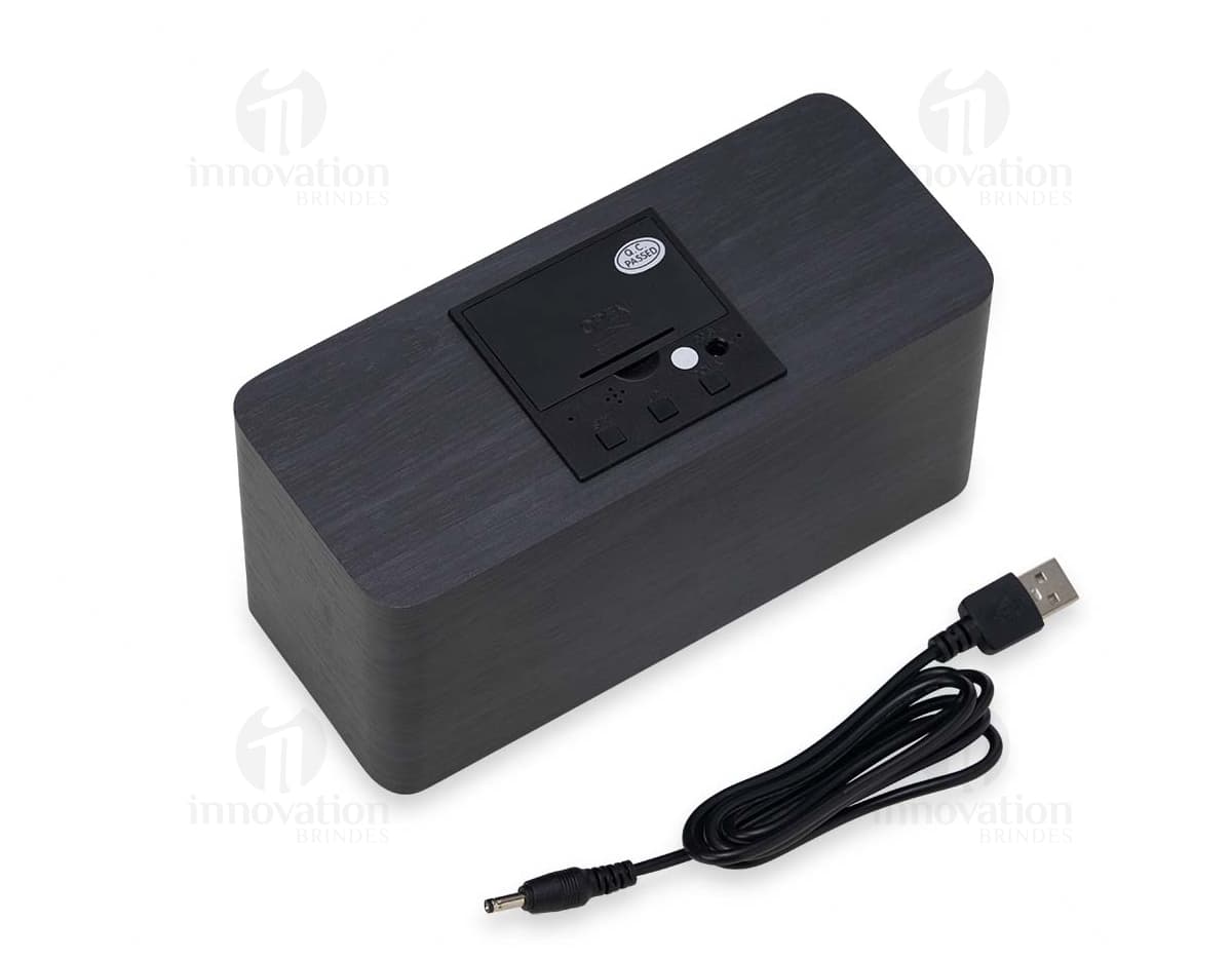 Caixa som multimídia com suporte para celular e luzes LED. Caixa som multimídia com suporte para celular e luzes LED.