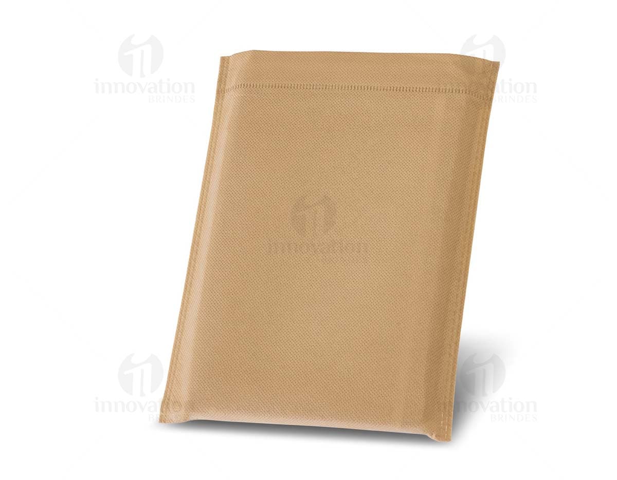 Produto KIT COM 6 PORTA COPOS em formato redondo e cores sortidas sobre fundo branco. Produto KIT COM 6 PORTA COPOS em formato redondo e cores sortidas sobre fundo branco.