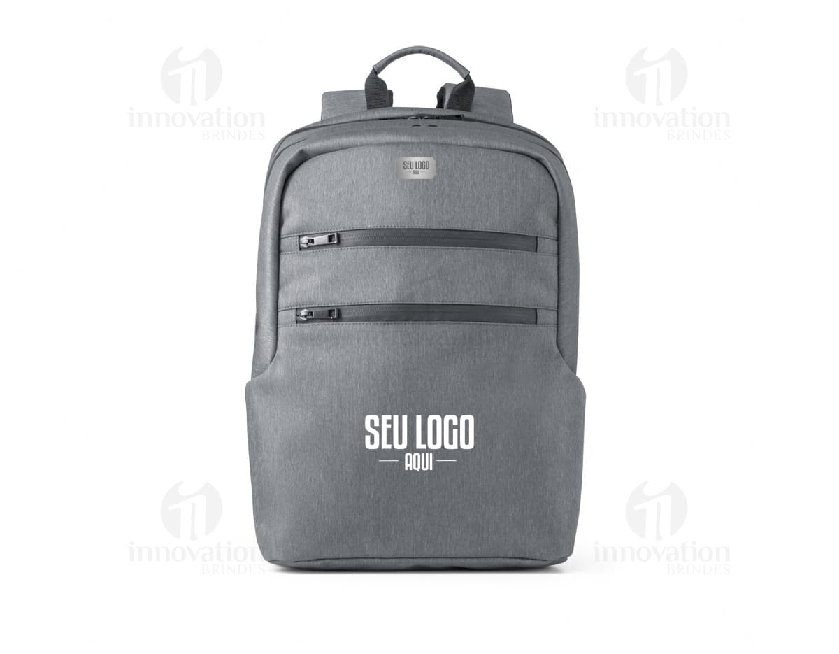 Kit com 6 porta copos em formato quadrado, feitos de madeira e com estampas coloridas de frutas. Kit com 6 porta copos em formato quadrado, feitos de madeira e com estampas coloridas de frutas.