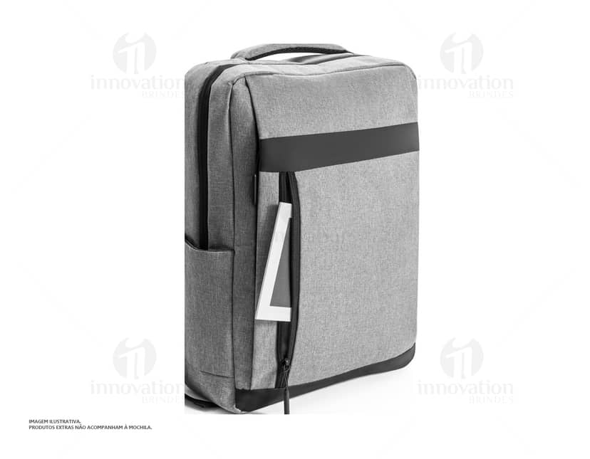 Kit com 6 porta copos em formato redondo, feitos de cerâmica branca com estampas coloridas de frutas. Cada porta copo tem um diâmetro de 10cm.
