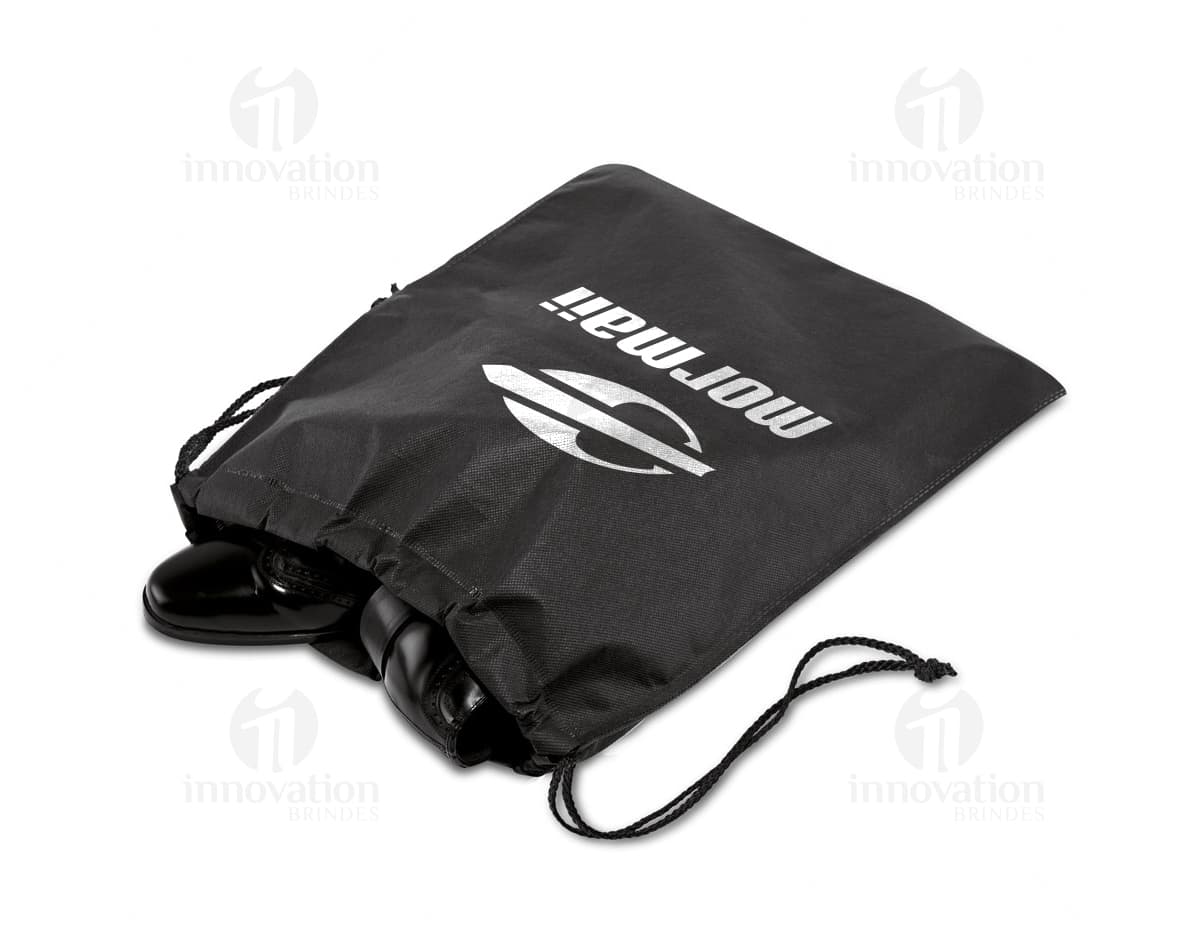 Bolsa para sapatos de couro preta - Acessório de alta qualidade para organização de calçados. Perfeita para viagens e armazenamento. Compre agora e garanta sua praticidade! Bolsa para sapatos de couro preta - Acessório de alta qualidade para organização de calçados. Perfeita para viagens e armazenamento. Compre agora e garanta sua praticidade!