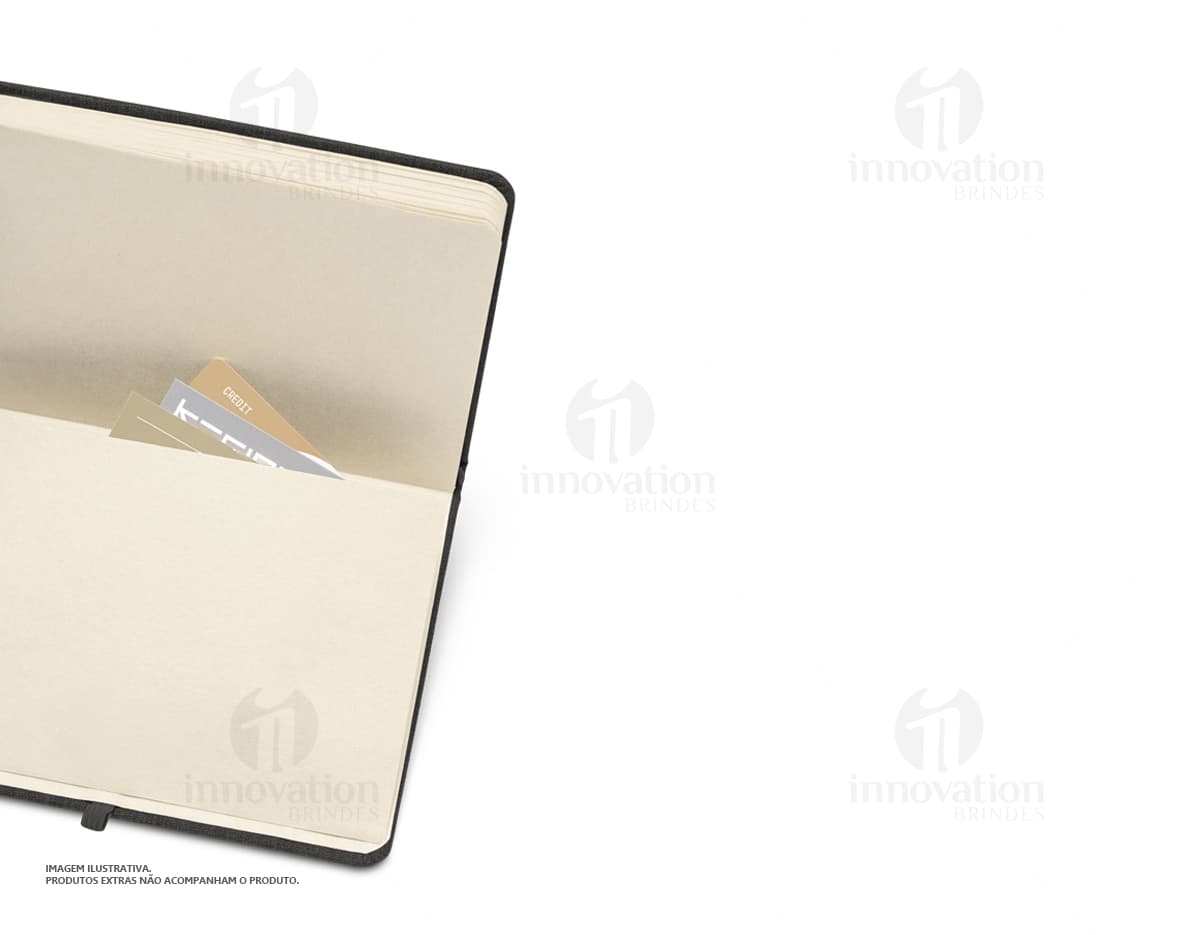 Caderno A5 de couro reciclado com 192 páginas. Caderno A5 de couro reciclado com 192 páginas.