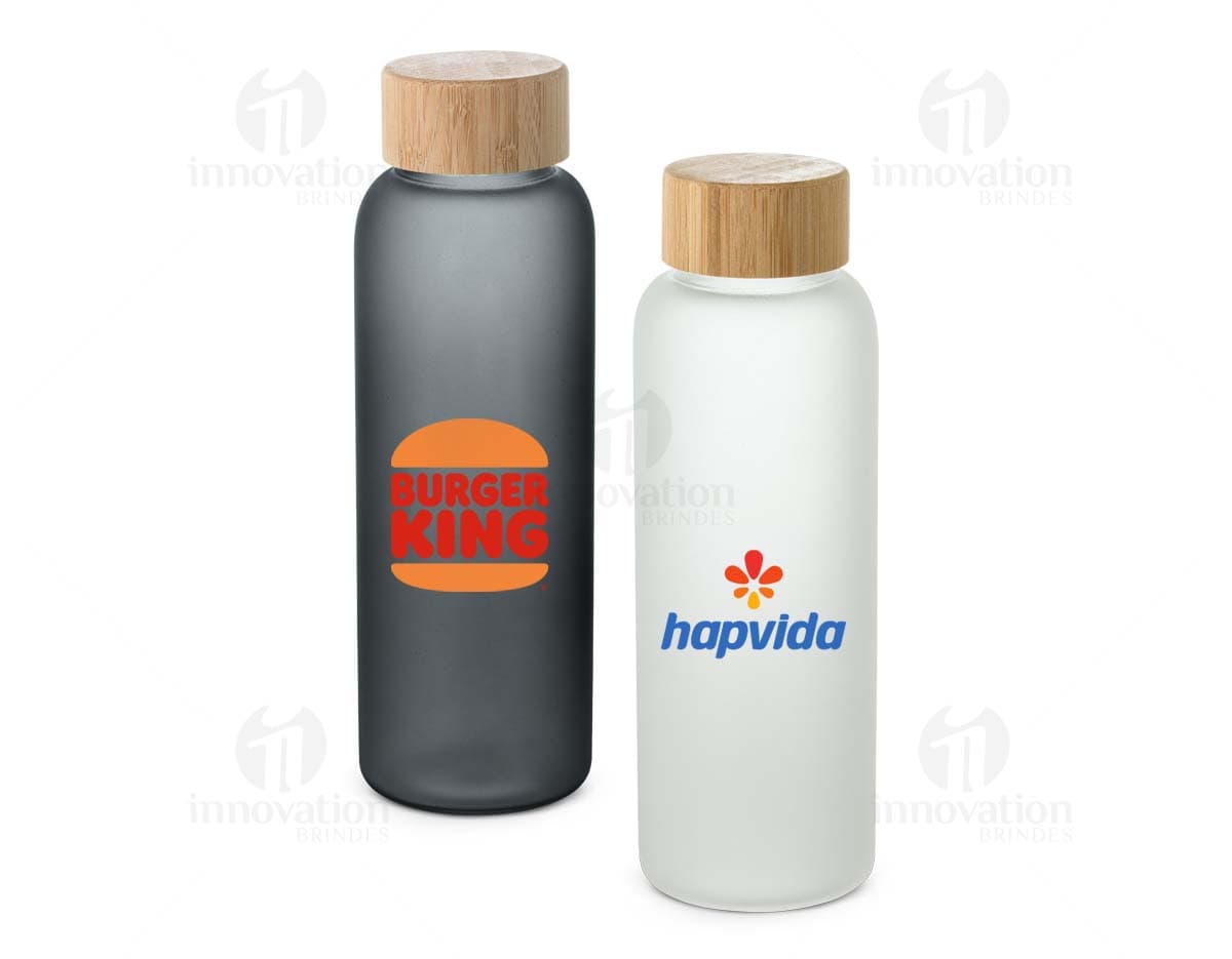 Kit com 6 porta copos em formato redondo e colorido. Cada porta copo é decorado com estampas diferentes, como frutas e flores, em estilo vintage. Ideal para proteger superfícies de móveis e manter a mesa organizada. Kit com 6 porta copos em formato redondo e colorido. Cada porta copo é decorado com estampas diferentes, como frutas e flores, em estilo vintage. Ideal para proteger superfícies de móveis e manter a mesa organizada.