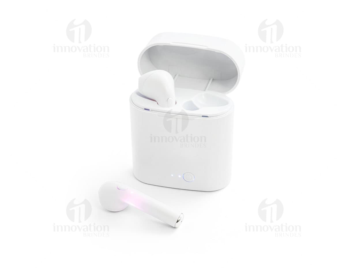 Fone de ouvido True Wireless ABS 250mah em cor preta, com estojo carregador. Fone de ouvido True Wireless ABS 250mah em cor preta, com estojo carregador.