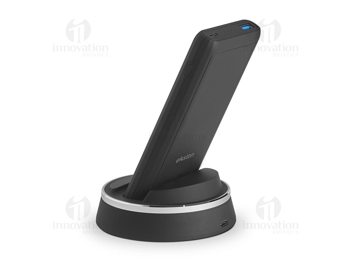 Caneta metal touch compacta preta com ponta touch screen. Caneta metal touch compacta preta com ponta touch screen.
