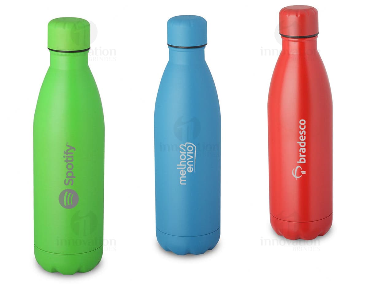 Squeeze em aço inox de 750ml. Squeeze em aço inox de 750ml.