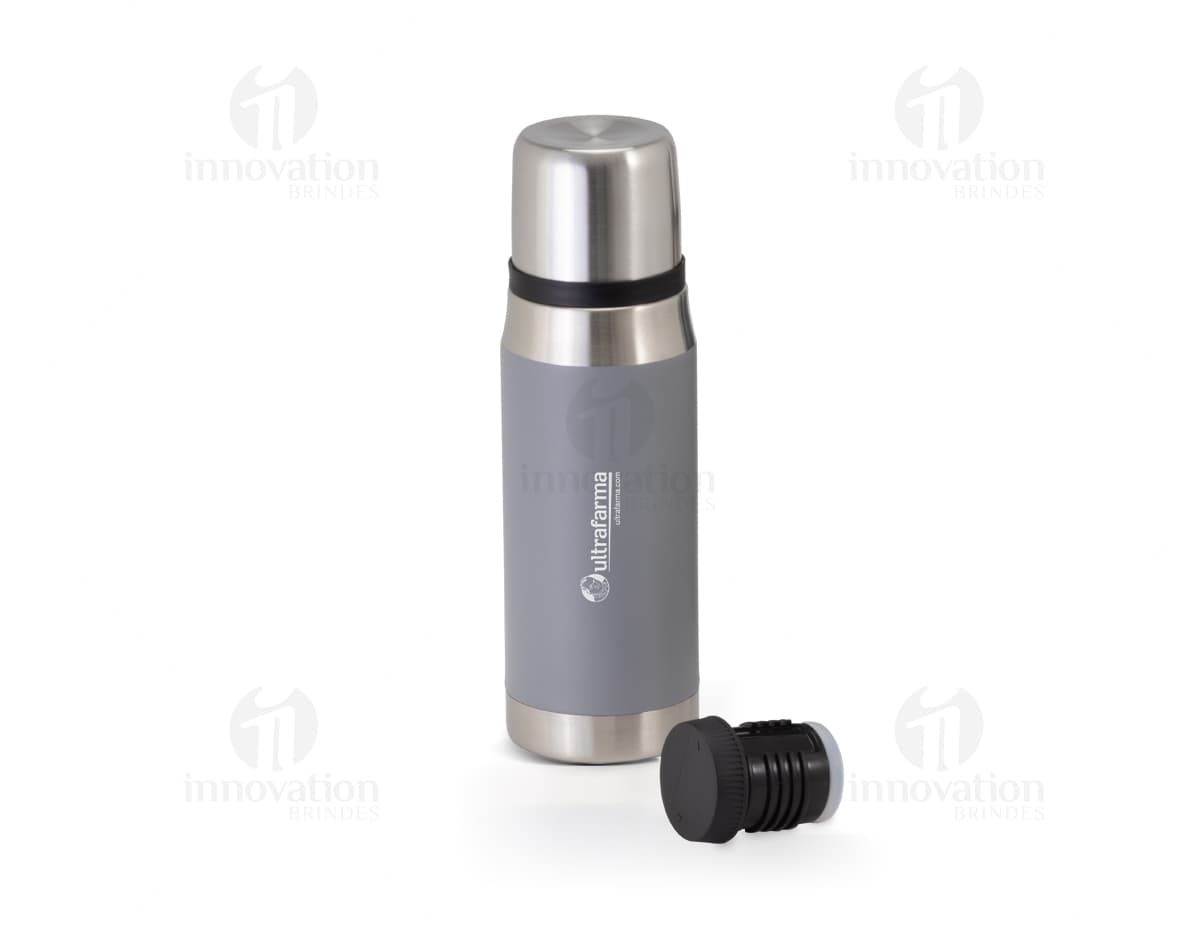 Produto: KIT COM 6 PORTA COPOS. Imagem de seis porta copos quadrados de cerâmica branca com estampas coloridas abstratas em tons de azul, amarelo, verde e rosa. Produto: KIT COM 6 PORTA COPOS. Imagem de seis porta copos quadrados de cerâmica branca com estampas coloridas abstratas em tons de azul, amarelo, verde e rosa.