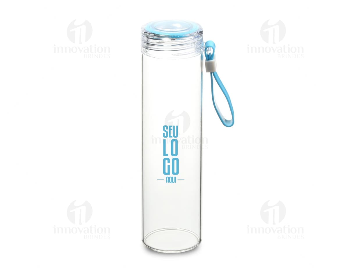 Garrafa térmica de 600ml em inox com detalhes em bambu. Garrafa térmica de 600ml em inox com detalhes em bambu.