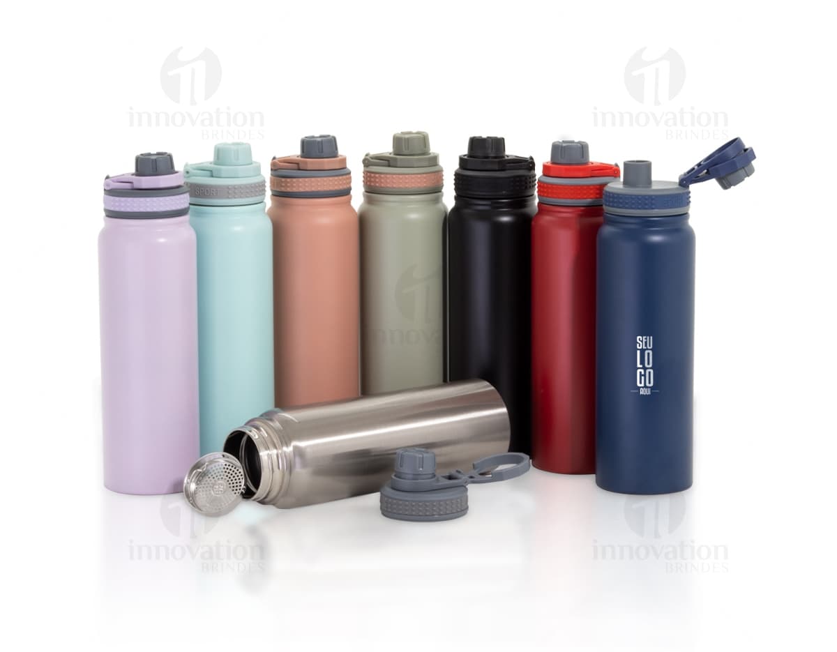 Kit com 6 porta copos em formato redondo, feitos de cortiça com estampas coloridas de frutas. Cada porta copo possui uma imagem diferente e são ideais para proteger superfícies de manchas e arranhões. Kit com 6 porta copos em formato redondo, feitos de cortiça com estampas coloridas de frutas. Cada porta copo possui uma imagem diferente e são ideais para proteger superfícies de manchas e arranhões.