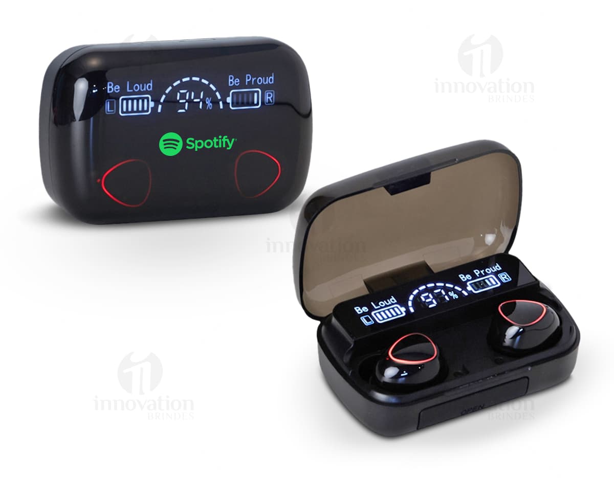 Fone de ouvido Bluetooth preto com design moderno e botões de controle integrados. Fone de ouvido Bluetooth preto com design moderno e botões de controle integrados.