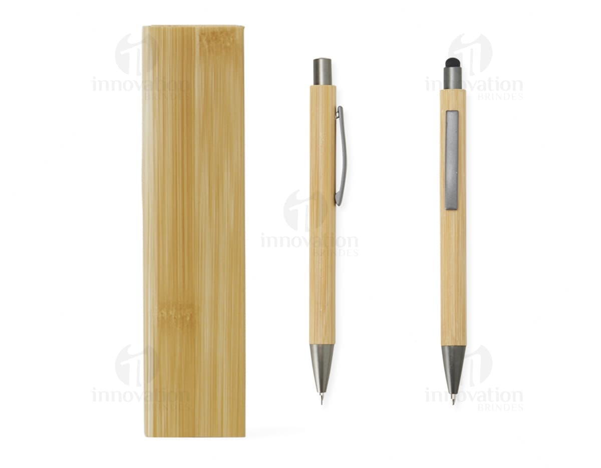 Kit de metal com detalhe em papel reciclado. Kit de metal com detalhe em papel reciclado.