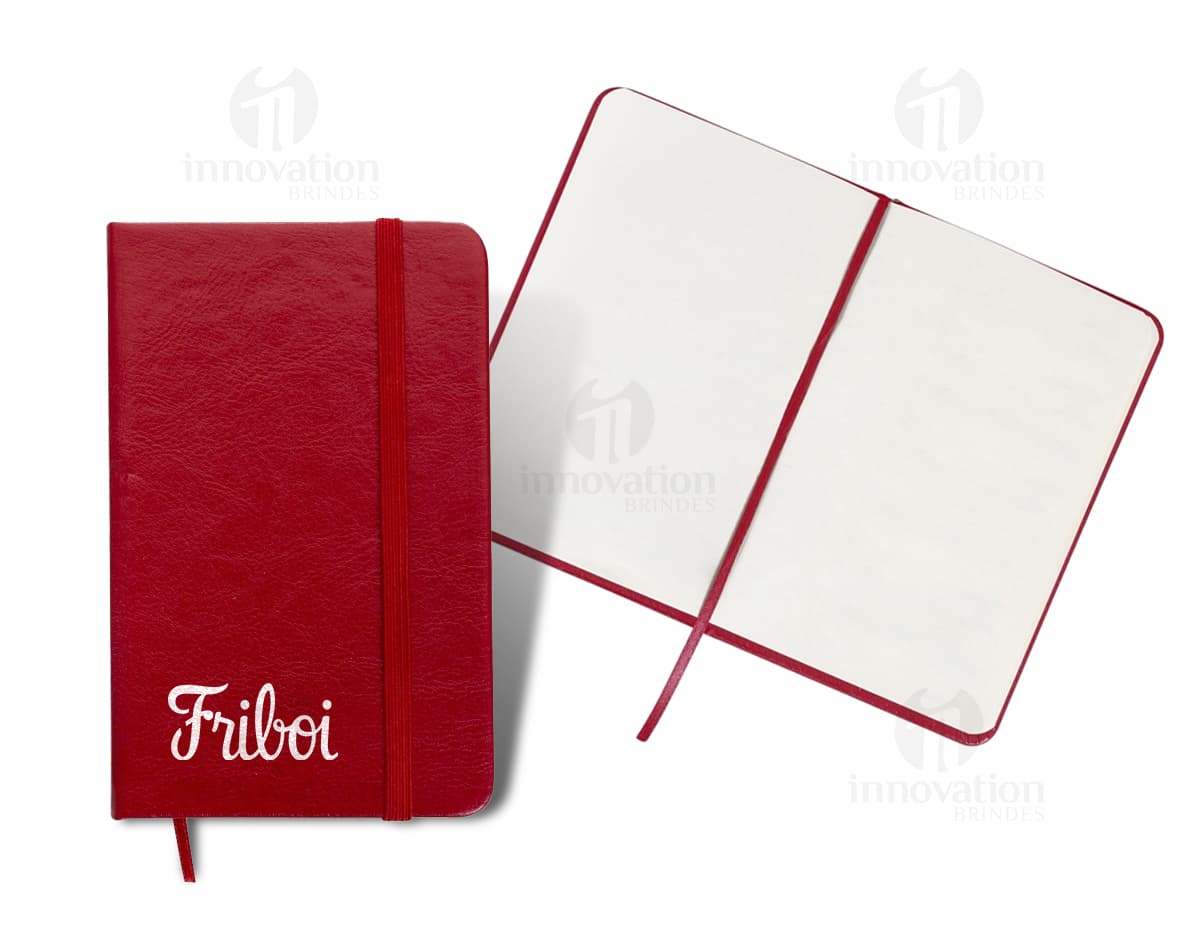 Bloco de anotações 14x8 em formato de notebook, com páginas em branco e envelope vazio. Objeto de escritório para deixar recados, lembretes e mensagens. espaço para escrever, design vintage e textura em papel. Bloco de anotações 14x8 em formato de notebook, com páginas em branco e envelope vazio. Objeto de escritório para deixar recados, lembretes e mensagens. espaço para escrever, design vintage e textura em papel.