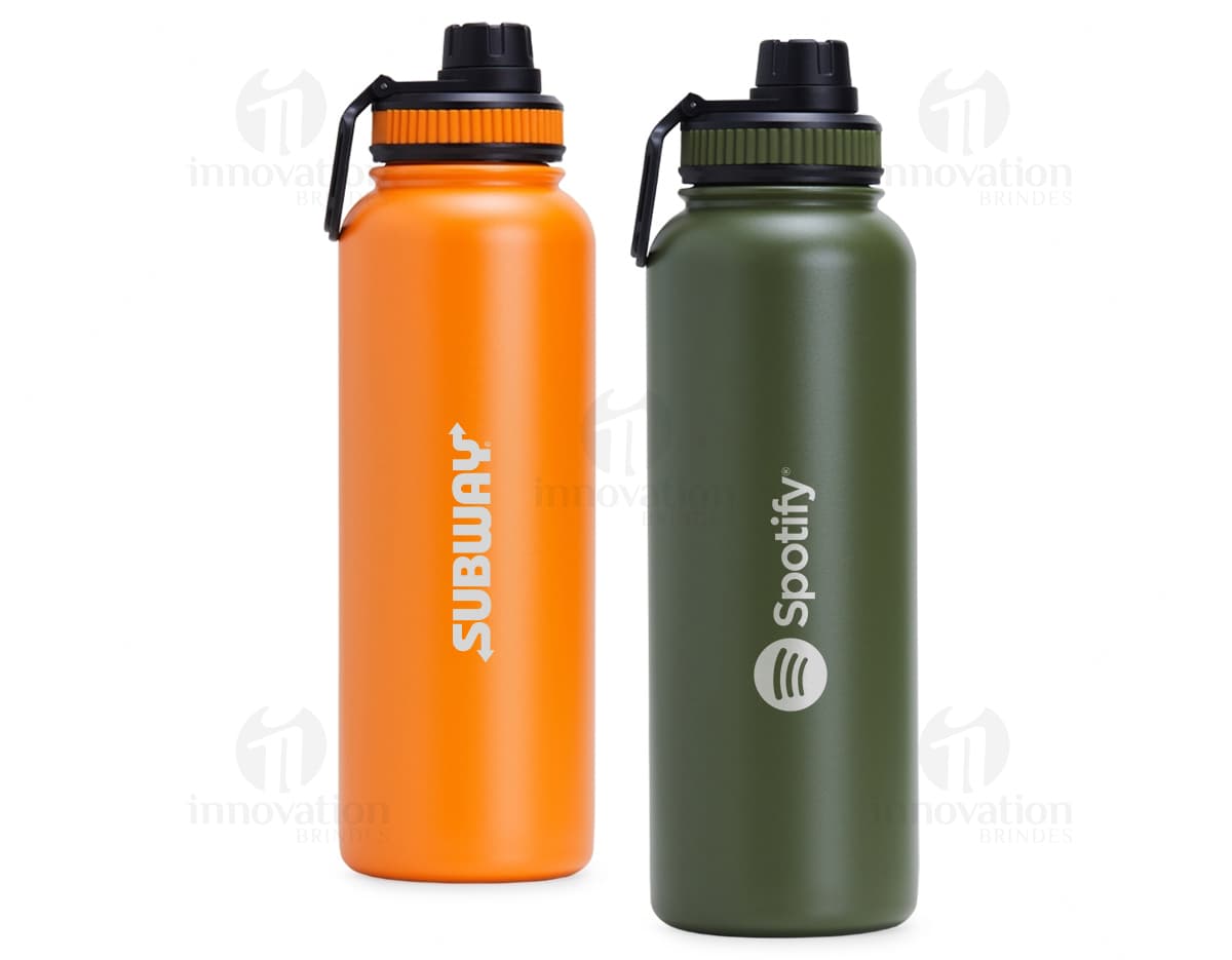 Seis porta copos personalizados com design moderno e colorido, feitos de material resistente para proteger sua mesa ou superfície de manchas e danos causados por líquidos derramados. Seis porta copos personalizados com design moderno e colorido, feitos de material resistente para proteger sua mesa ou superfície de manchas e danos causados por líquidos derramados.
