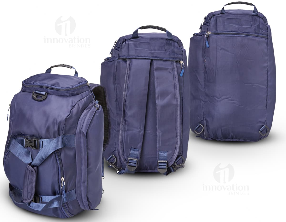 Bolsa esportiva de 25 litros com compartimentos, ideal para carregar seus objetos de forma organizada durante a prática de esportes. Bolsa esportiva de 25 litros com compartimentos, ideal para carregar seus objetos de forma organizada durante a prática de esportes.