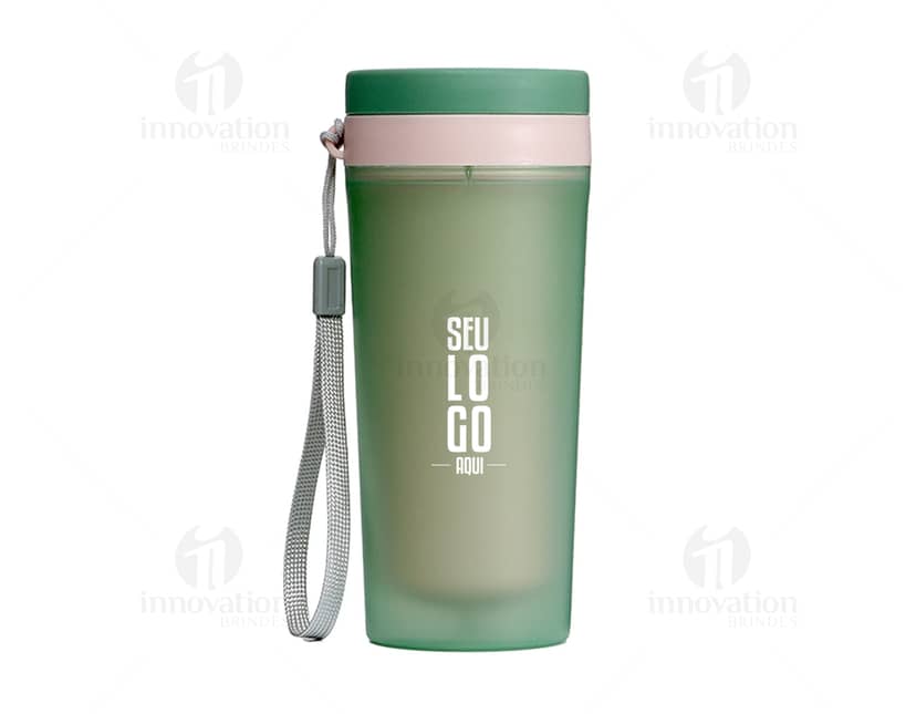 Kit com 6 porta copos de design moderno e colorido, feitos de acrílico resistente.