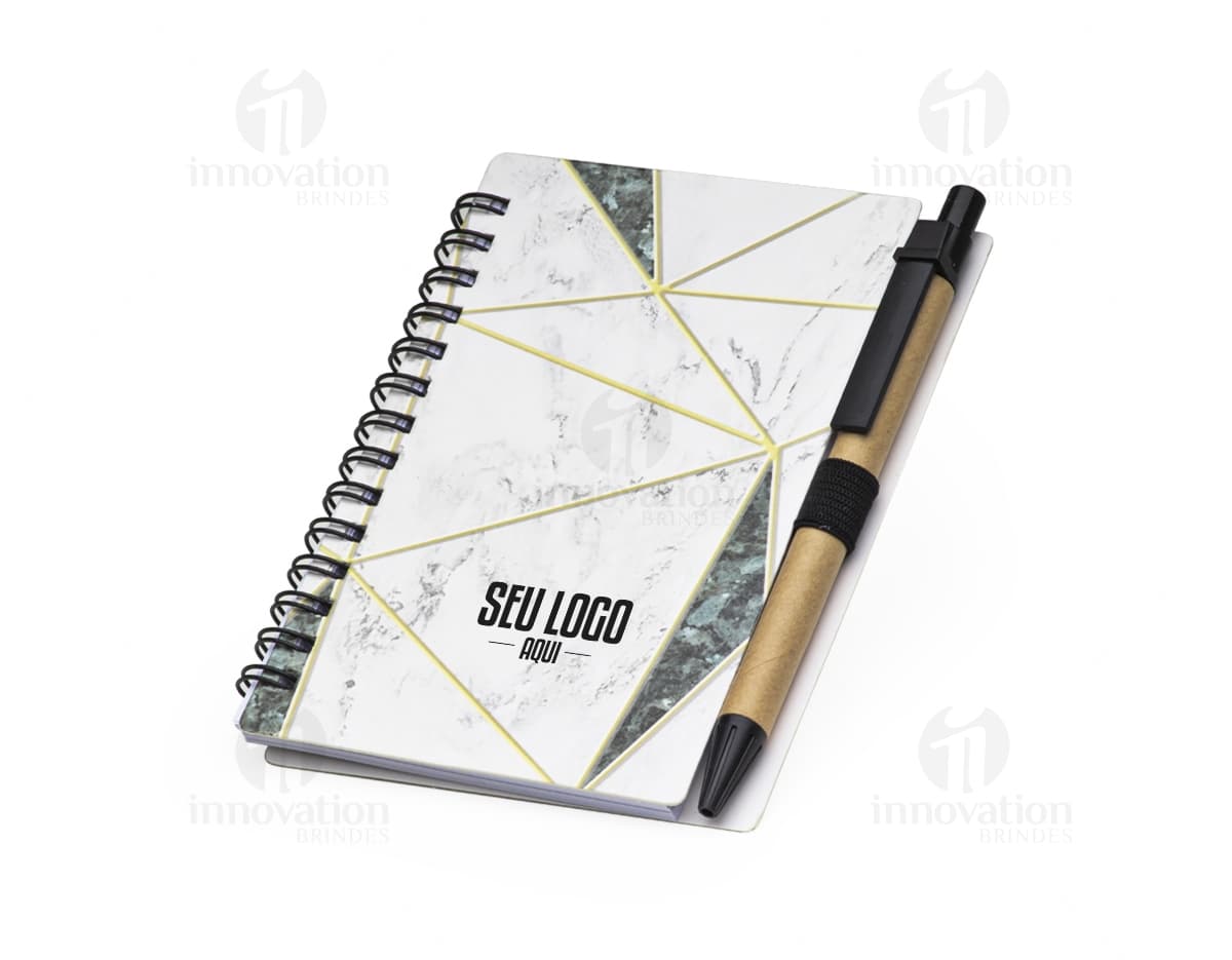 Kit com 6 porta copos variados em tons de azul e branco, com estampas abstratas e florais. Kit com 6 porta copos variados em tons de azul e branco, com estampas abstratas e florais.