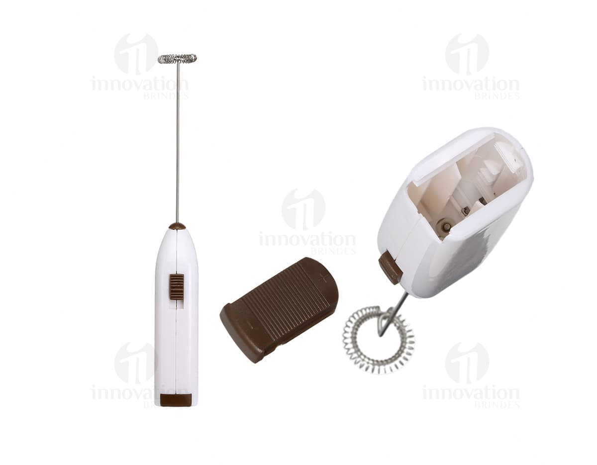 Suporte de mensagens de metal, com espaço para inserir papel ou cartão com recados. O suporte tem um design simples e elegante, pintado na cor preta. Suporte de mensagens de metal, com espaço para inserir papel ou cartão com recados. O suporte tem um design simples e elegante, pintado na cor preta.
