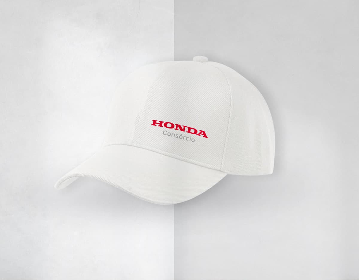 Kit com 6 porta copos em cores sortidas, fabricados em material resistente com design moderno e estampas variadas. Kit com 6 porta copos em cores sortidas, fabricados em material resistente com design moderno e estampas variadas.