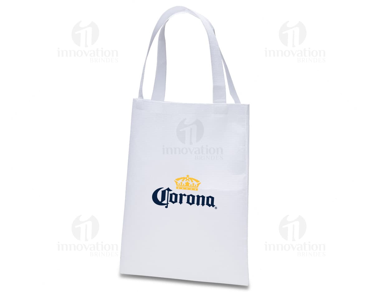 Sacola sublimática de poliéster PET marrom, fechada com cadeado de metal. Contém etiqueta de papel com informações sobre o produto. Sacola sublimática de poliéster PET marrom, fechada com cadeado de metal. Contém etiqueta de papel com informações sobre o produto.