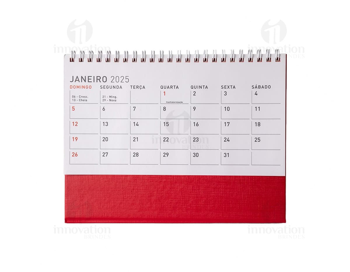 Kit com 6 porta copos de diferentes cores e estilos, feitos de material resistente. Kit com 6 porta copos de diferentes cores e estilos, feitos de material resistente.
