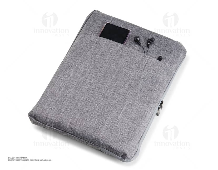 Pasta Convenção com Bolso para Celular em cor preta, com fecho de zíper e alça de mão.