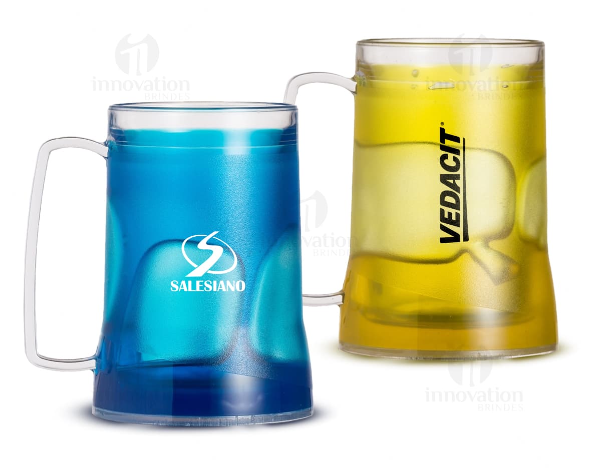 Caneca Gel 400ml - Mantenha suas bebidas favoritas geladas por mais tempo com essa caneca prática e versátil. Perfeita para café, chá, cerveja ou qualquer outra bebida que você goste. Com capacidade de 400ml, é ideal para qualquer ocasião. Adquira já a sua! Caneca Gel 400ml - Mantenha suas bebidas favoritas geladas por mais tempo com essa caneca prática e versátil. Perfeita para café, chá, cerveja ou qualquer outra bebida que você goste. Com capacidade de 400ml, é ideal para qualquer ocasião. Adquira já a sua!