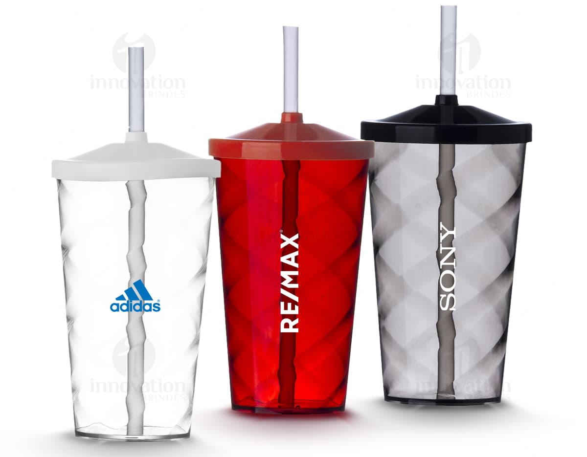 Kit com 6 porta copos em cores variadas. Kit com 6 porta copos em cores variadas.