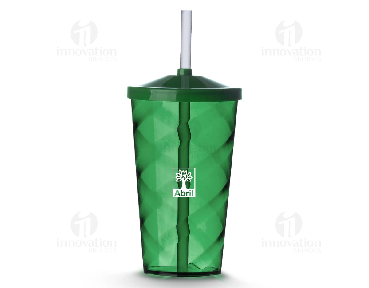 Copos PS de 550ml para brindes corporativos. Com design moderno e elegante, ideal para líquidos quentes ou frios. Compre já e destaque sua marca! Copos PS de 550ml para brindes corporativos. Com design moderno e elegante, ideal para líquidos quentes ou frios. Compre já e destaque sua marca!