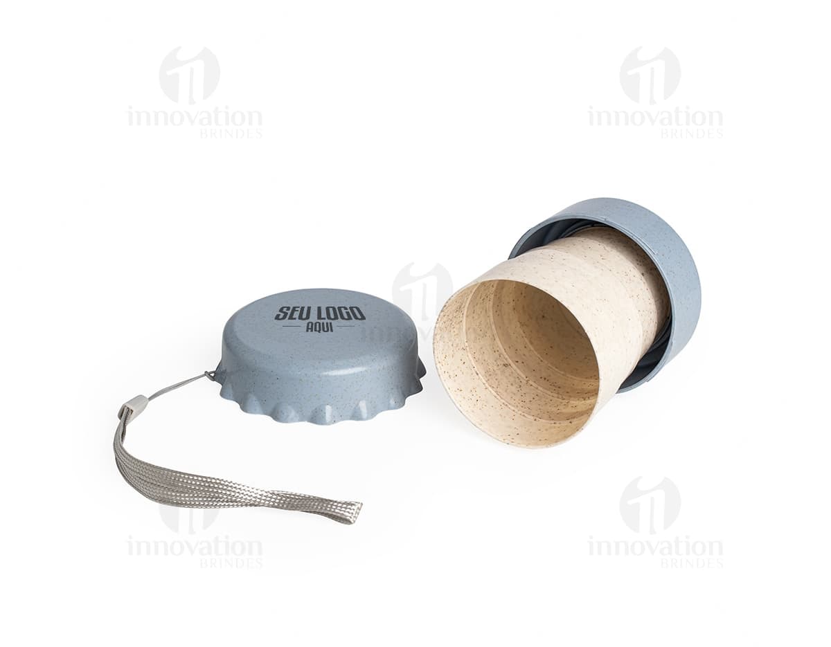 Copo retrátil plástico de 125ml em cor vermelha. Copo retrátil plástico de 125ml em cor vermelha.