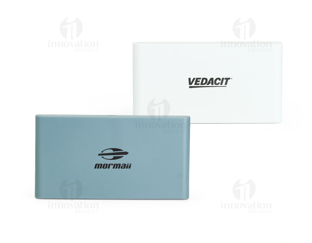 Kit com 6 porta copos em cores diversas. Cada porta copo possui um design diferente e antiderrapante para evitar acidentes. Kit com 6 porta copos em cores diversas. Cada porta copo possui um design diferente e antiderrapante para evitar acidentes.