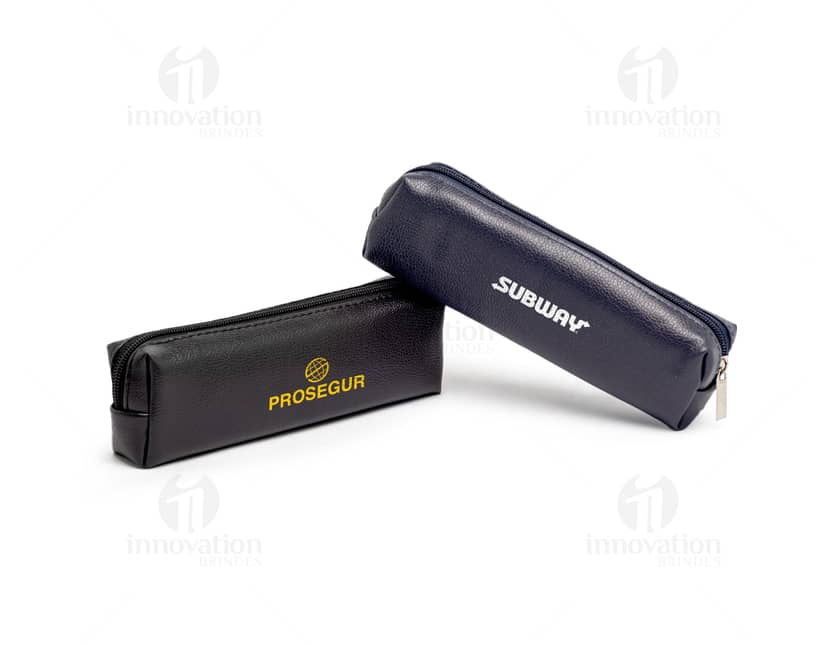 Case fornecedor inativo com design simples e elegante, na cor preta com logo discreto.